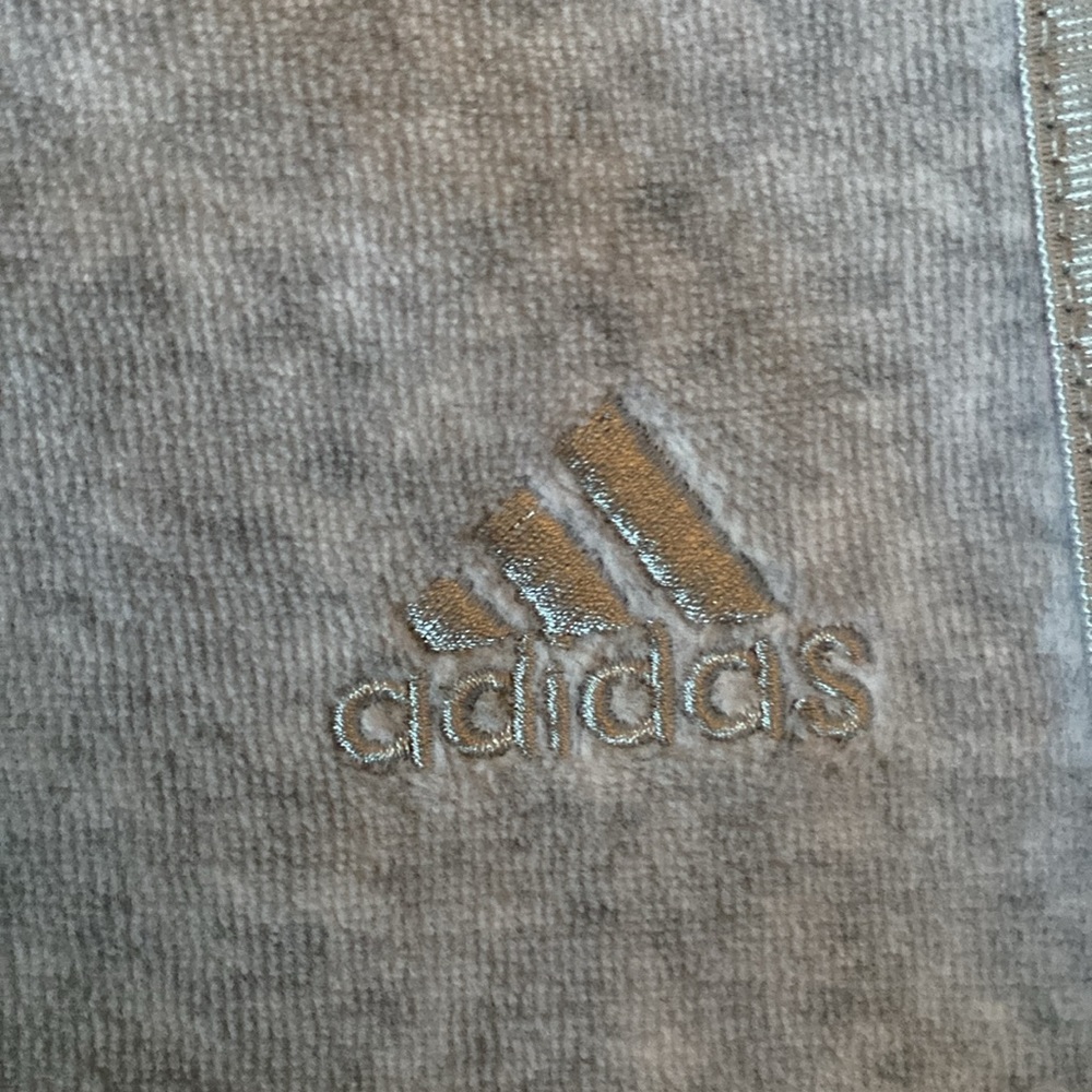 ✨🐬grey adidas joggers⚡️🥥 - Picture 3 of 4
